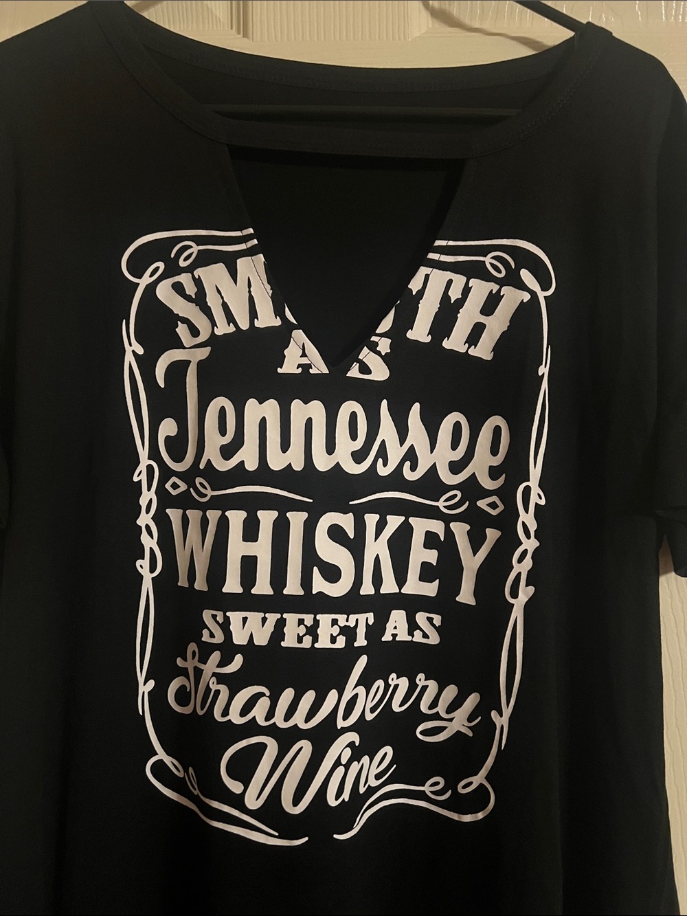 SHEIN Black Short Sleeve Graphic Tee with White Tennessee Whiskey Print - Picture 2 of 3